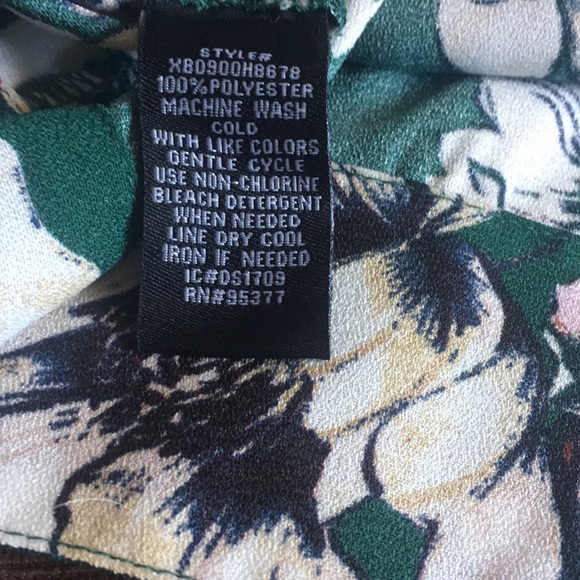 Sanctuary Bell Sleeve Blouse Size L - Picture 7 of 7